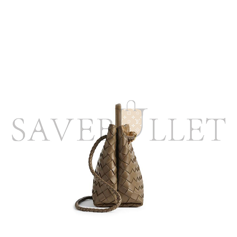 BOTTEGA VENETA SMALL ANDIAMO 766014VCPP12383 (25*20*10cm) BOTTEGA VENETA SMALL ANDIAMO 766014VCPP12383 (25*20*10cm)